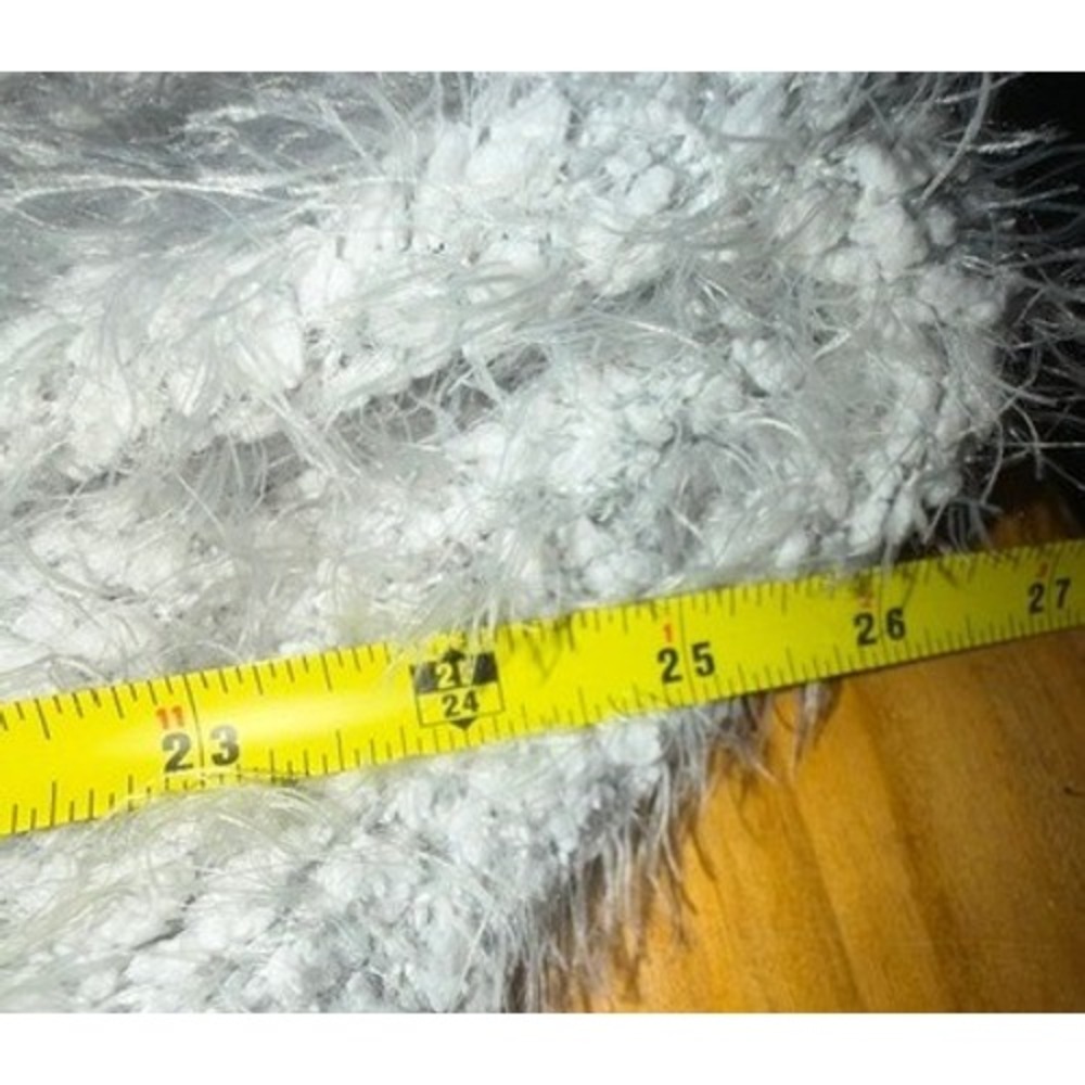 Ecote Urban Outfitters White Eyelash Knit Fuzzy Pullover Sweater Womens Small - Picture 5 of 7